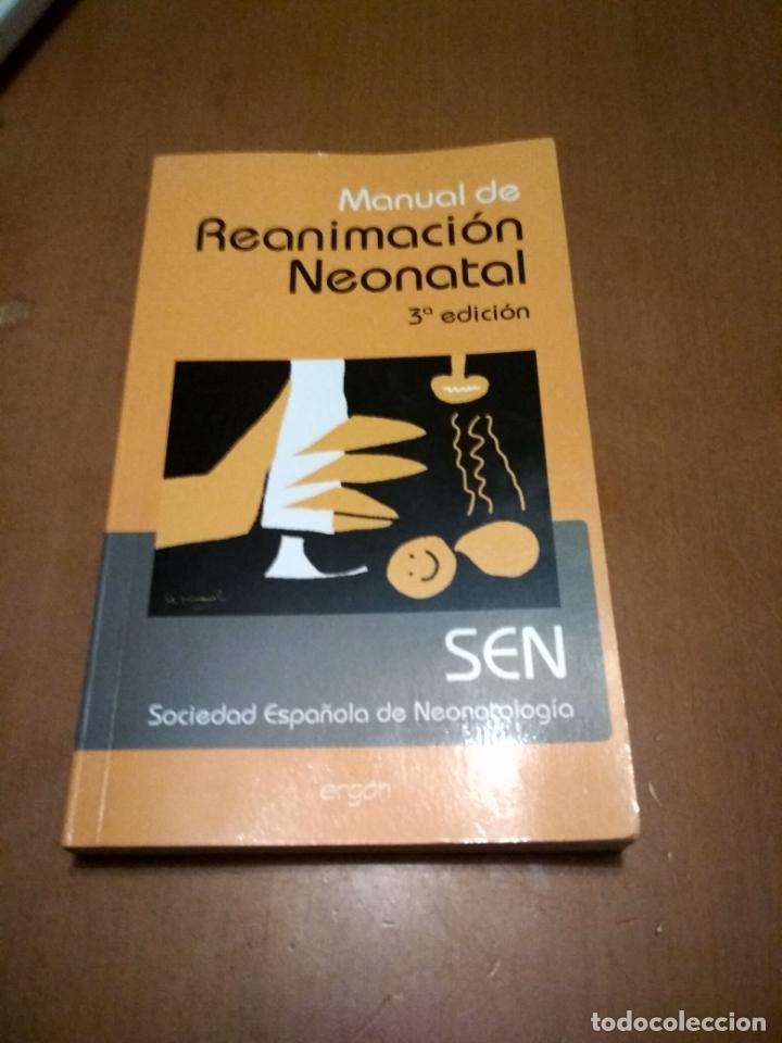 Libros antiguos: Manual de reanimaci&oacute;n neonatal - Foto 1