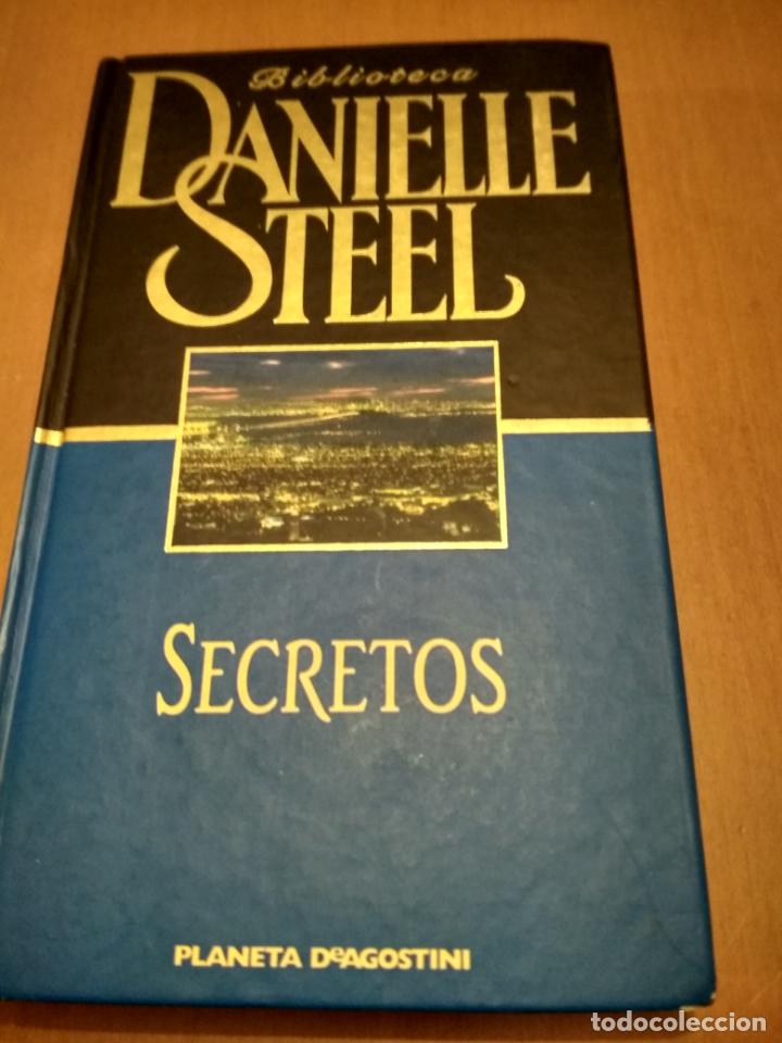 Libros antiguos: Secretos - Foto 1