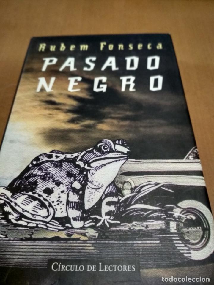 Libros antiguos: Pasado negro - Foto 1