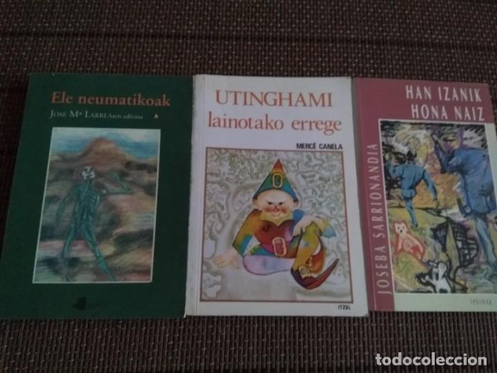 Libri antichi: lote 3 libros euskera  Han izanik hona naiz....Ele neumatikoak ....UthINGAMI lainotako errege....