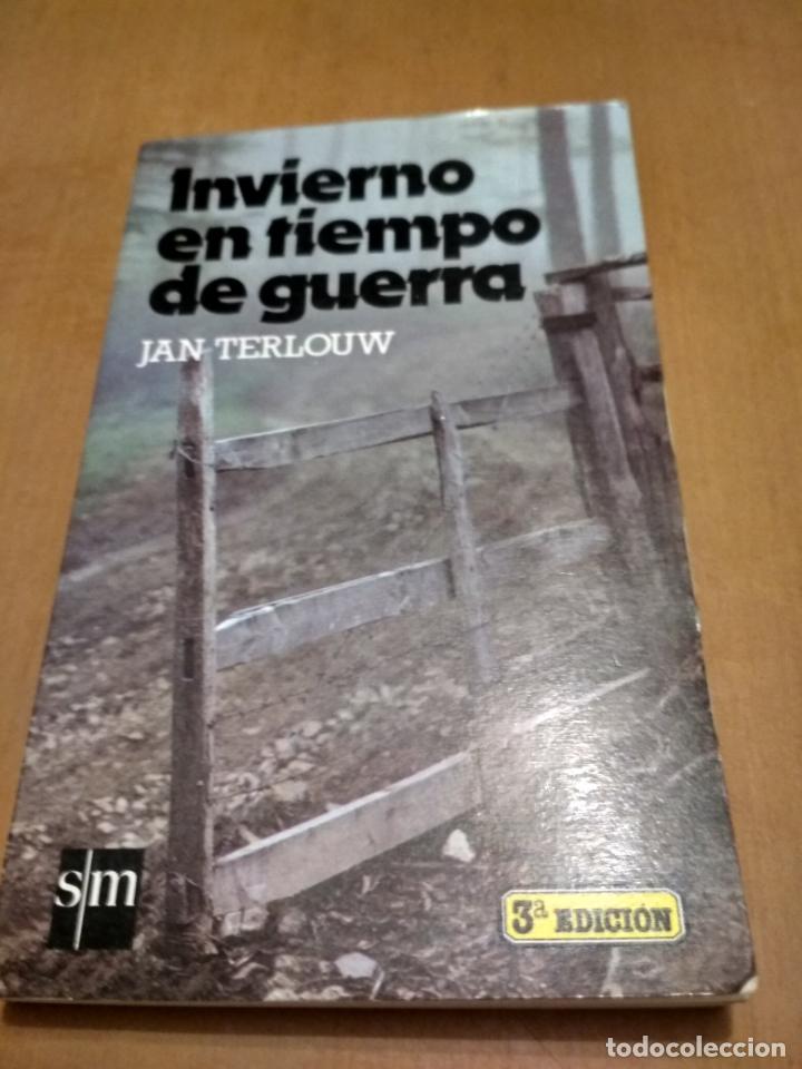 Libros antiguos: Invierno en tiempo de guerra - Foto 1