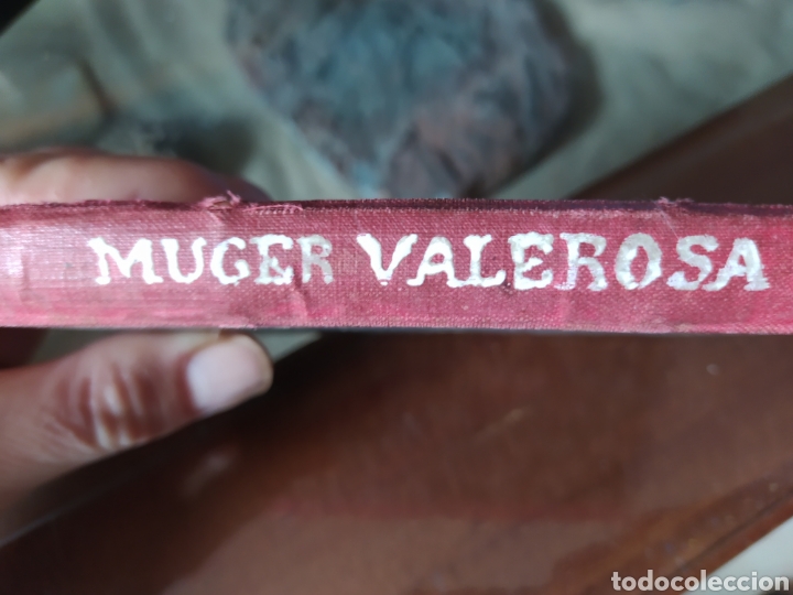 Libros antiguos: Una mujer valerosa. - Foto 2
