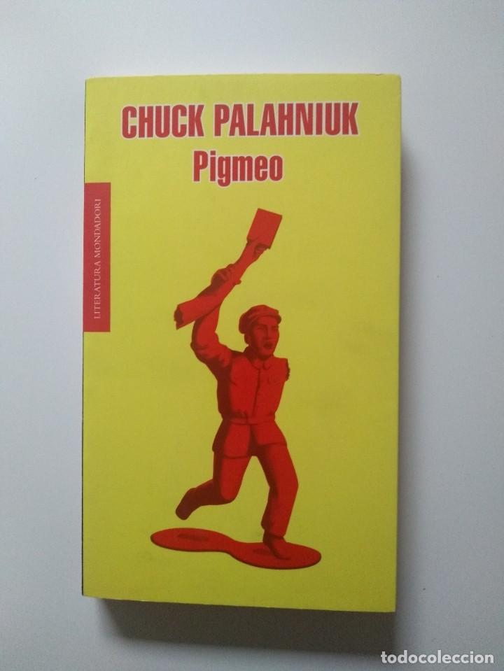 Libros antiguos: Pigmeo Chuck Palahniuk - Foto 1
