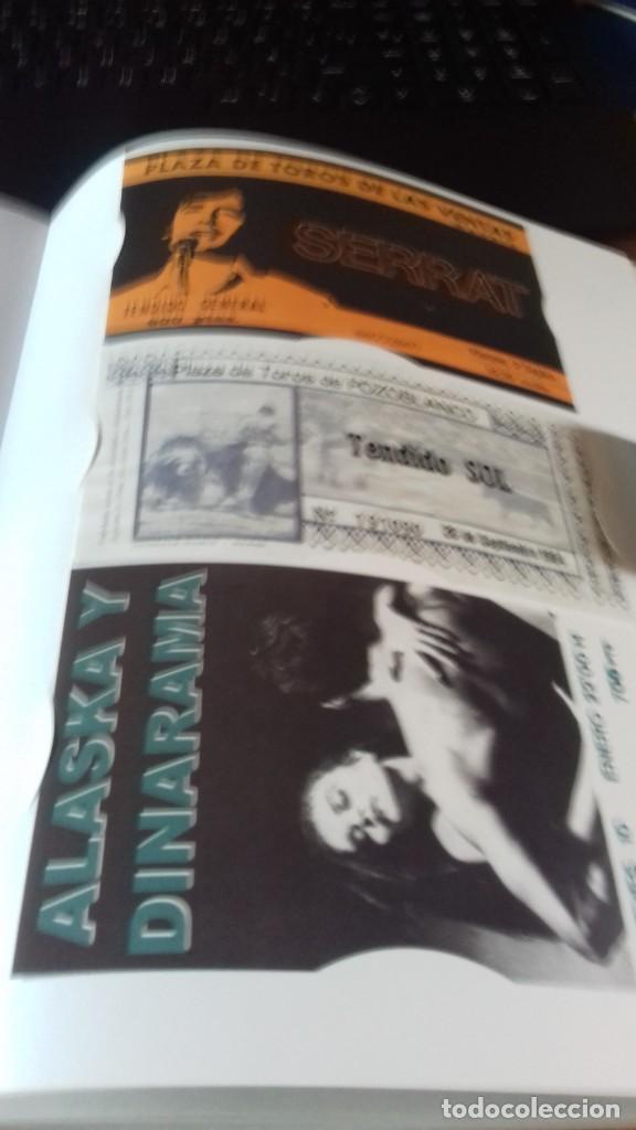 Libros antiguos: Libro de sellos, billetes e iconos de la democracia completo - Foto 7