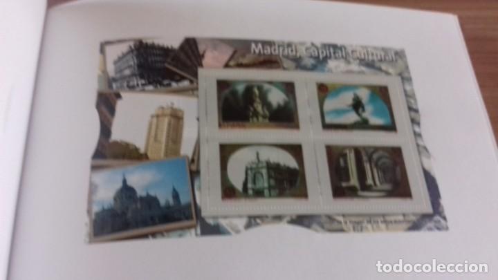 Libros antiguos: Libro de sellos, billetes e iconos de la democracia completo - Foto 24