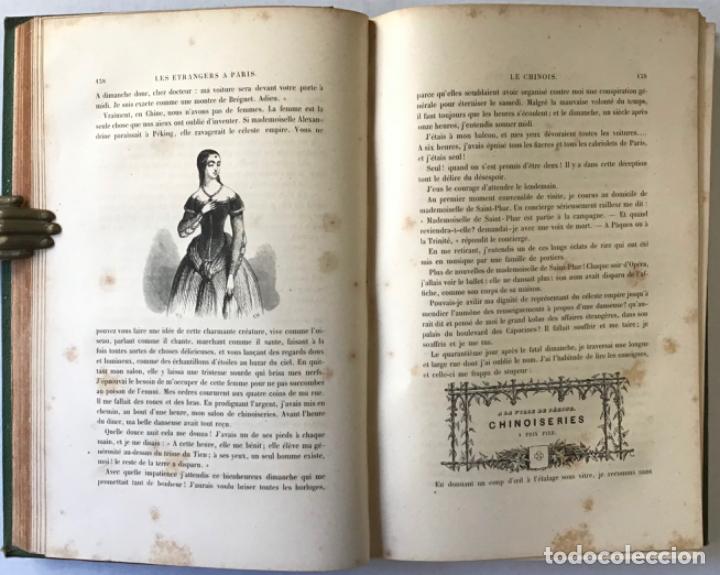 Libros antiguos: LES &Eacute;TRANGERS A PARIS. - VV.AA. - Foto 5