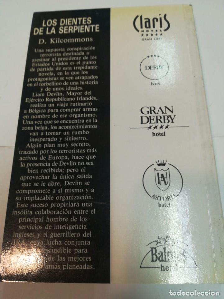 Libros antiguos: DENIS KILCOMMONS Los dientes de la serpiente SA5103 - Foto 2