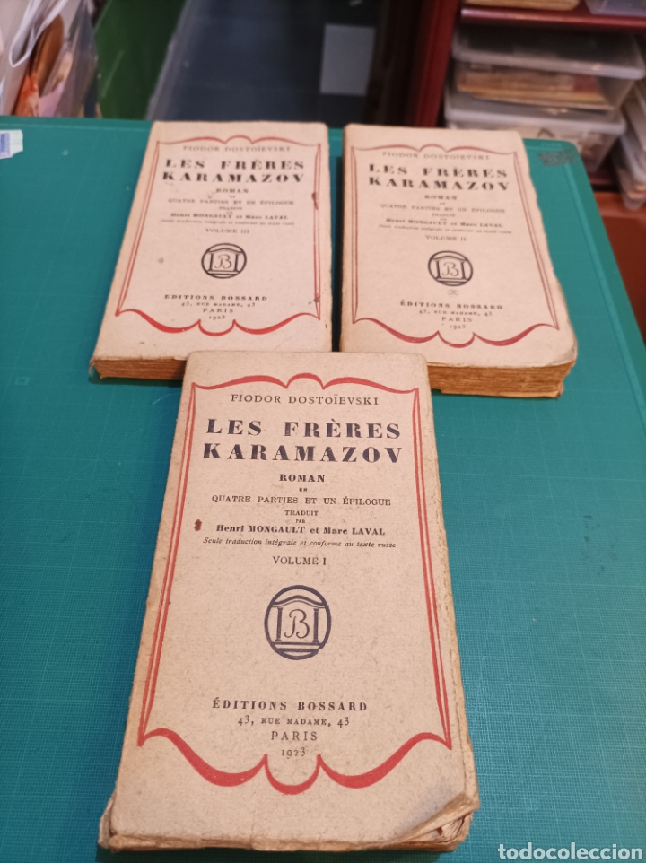 Antiquarische B&uuml;cher: LES FRERES KARAMAZOV.FIODOR DOSTOIEVSKI 1923 NI,II,III Edici&oacute;n limitada a 50 ejemplares.