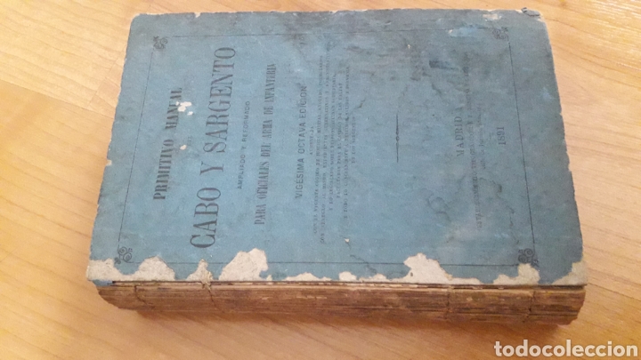 Libros antiguos: PRIMITIVO MANUAL DEL CABO Y SARGENTO. 1981 - Foto 1