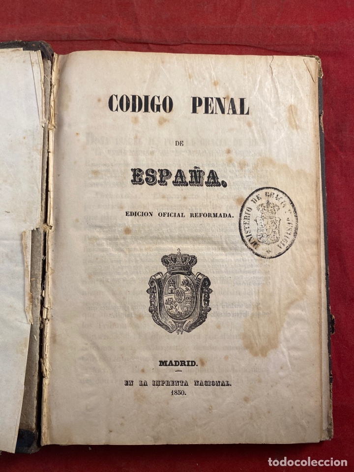 Libros antiguos: C&oacute;digo penal de Espa&ntilde;a edici&oacute;n oficial reformada 1850 - Foto 1