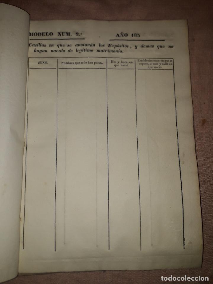 Libros antiguos: CUADERNO DE NACIMIENTO DE EXP&Oacute;SITOS A&Ntilde;O 1830 - Foto 1