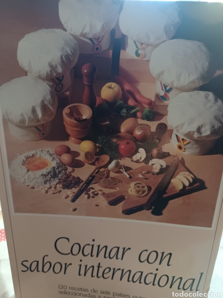 Libros antiguos: Barybook C32. Cocinar con sabor internacional - Foto 1