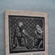 Libros antiguos: INDUMENTARIA MEDIEVAL ESPAÑOLA. CARMEN BERNIS. Lote 367197469