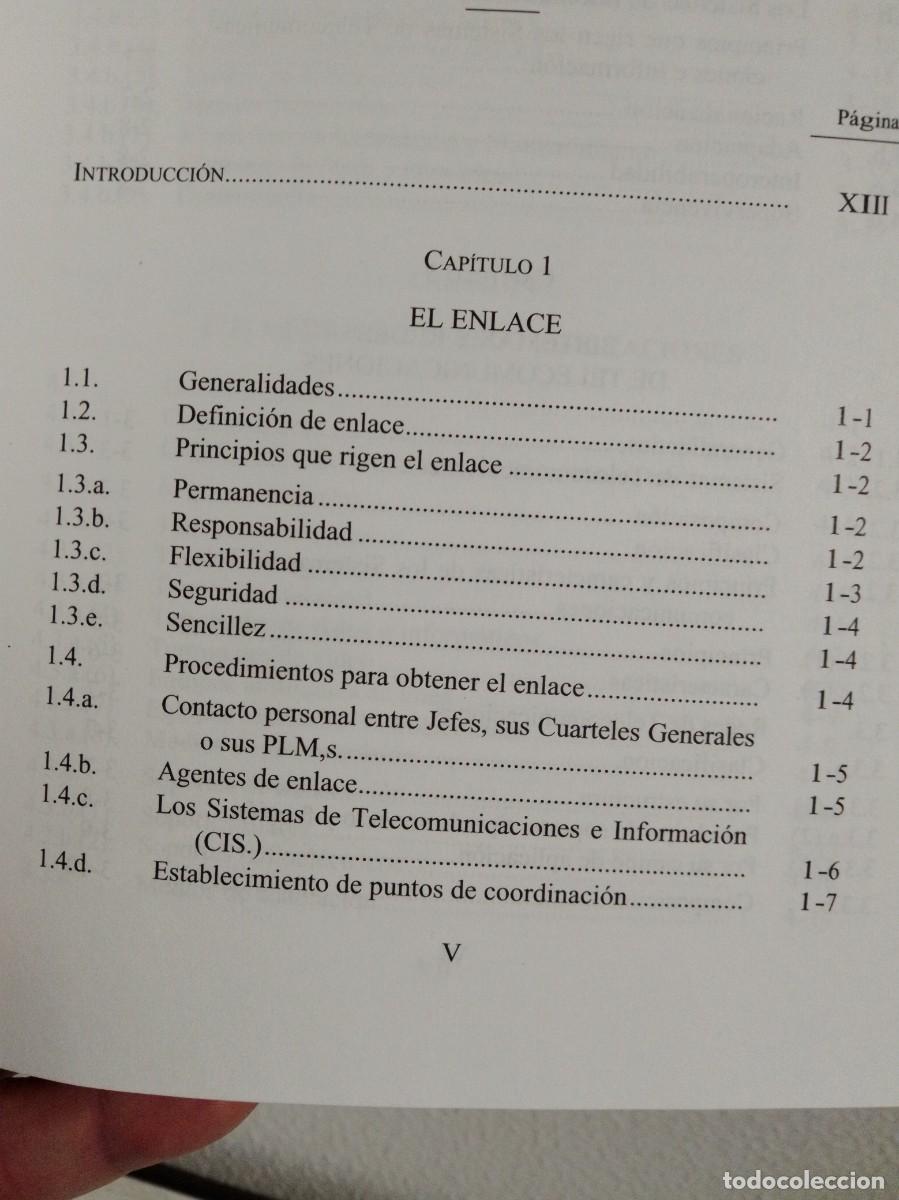 Libros antiguos: MANUAL DEL EJERCITO SOBRE TELECOMUNICACIONES - Foto 2