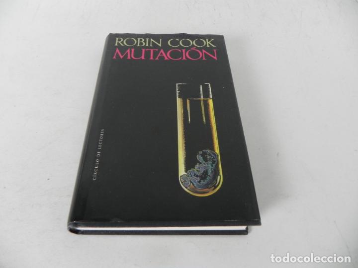 Libros antiguos: MUTACI&Oacute;N (ROBIN COOK) CIRCULO DE LECTORES-1991 - Foto 2