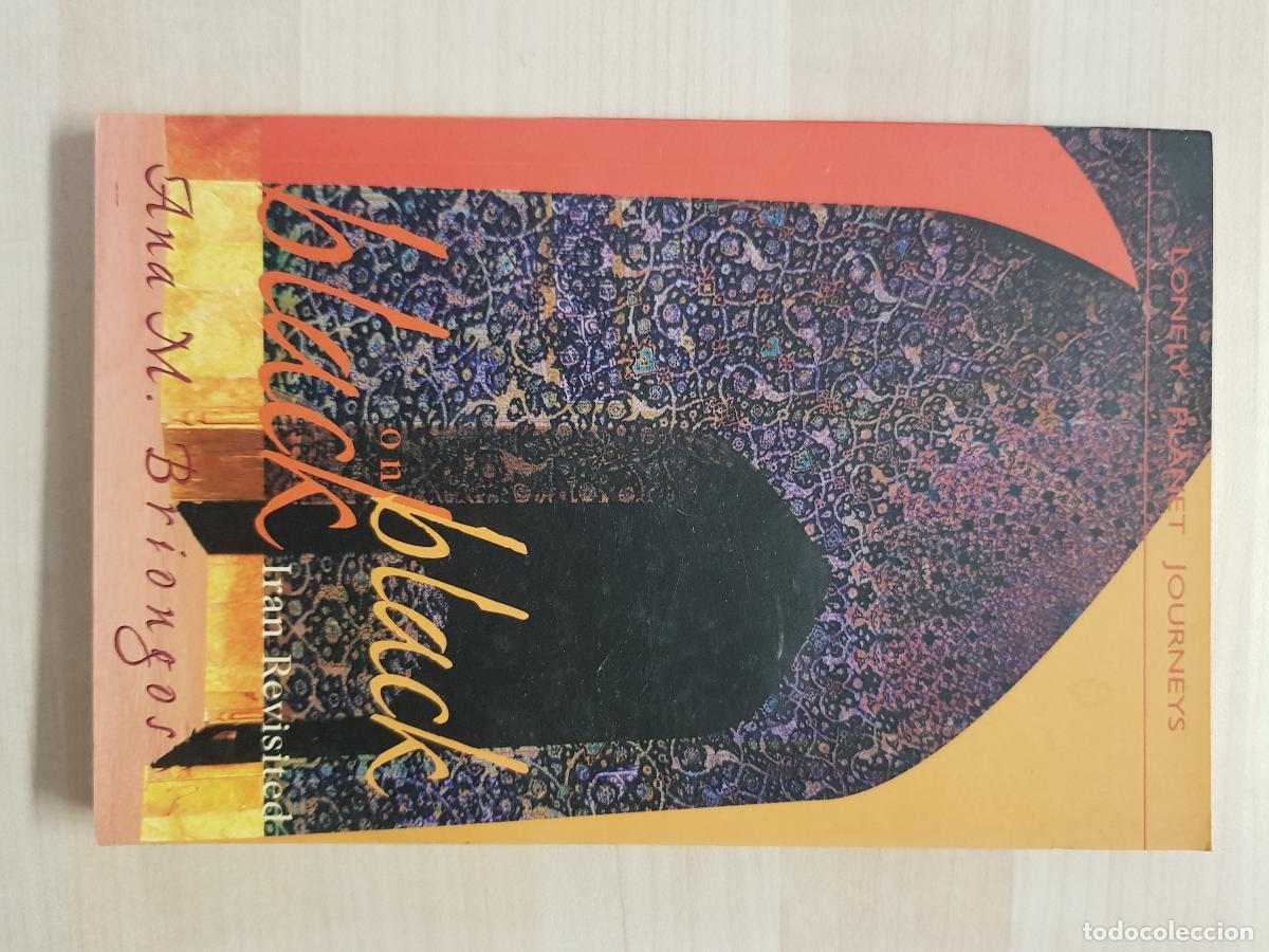 Libros antiguos: Black on Black - Ana M. Briongos - Foto 1