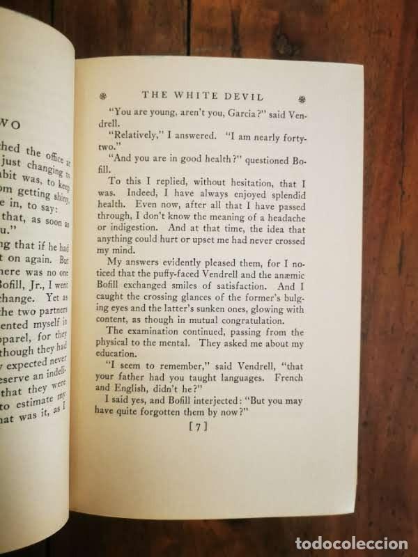 Libros antiguos: OTEYZA, Luis de. The White Devil: [Dedicatoria y aut&oacute;grafo del autor] - Foto 4