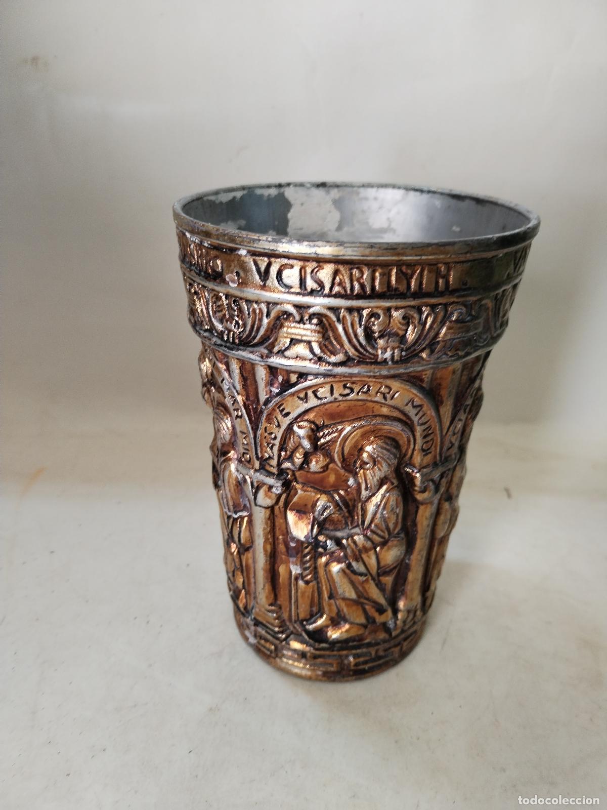 Libros antiguos: vaso con relieves - c120 - Foto 1