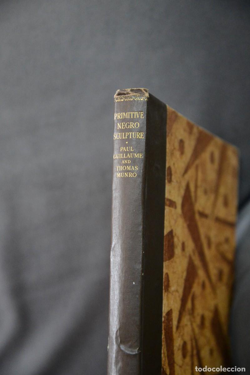 Libros antiguos: La sculpture n&egrave;gre primitive - Foto 4