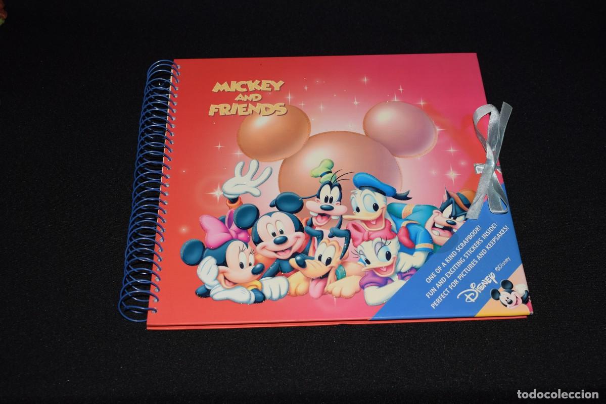 Libri antichi: Mickey and Friends-pegatinas divertidas y emocionantes en el interior perfecto para fotos y recuerd