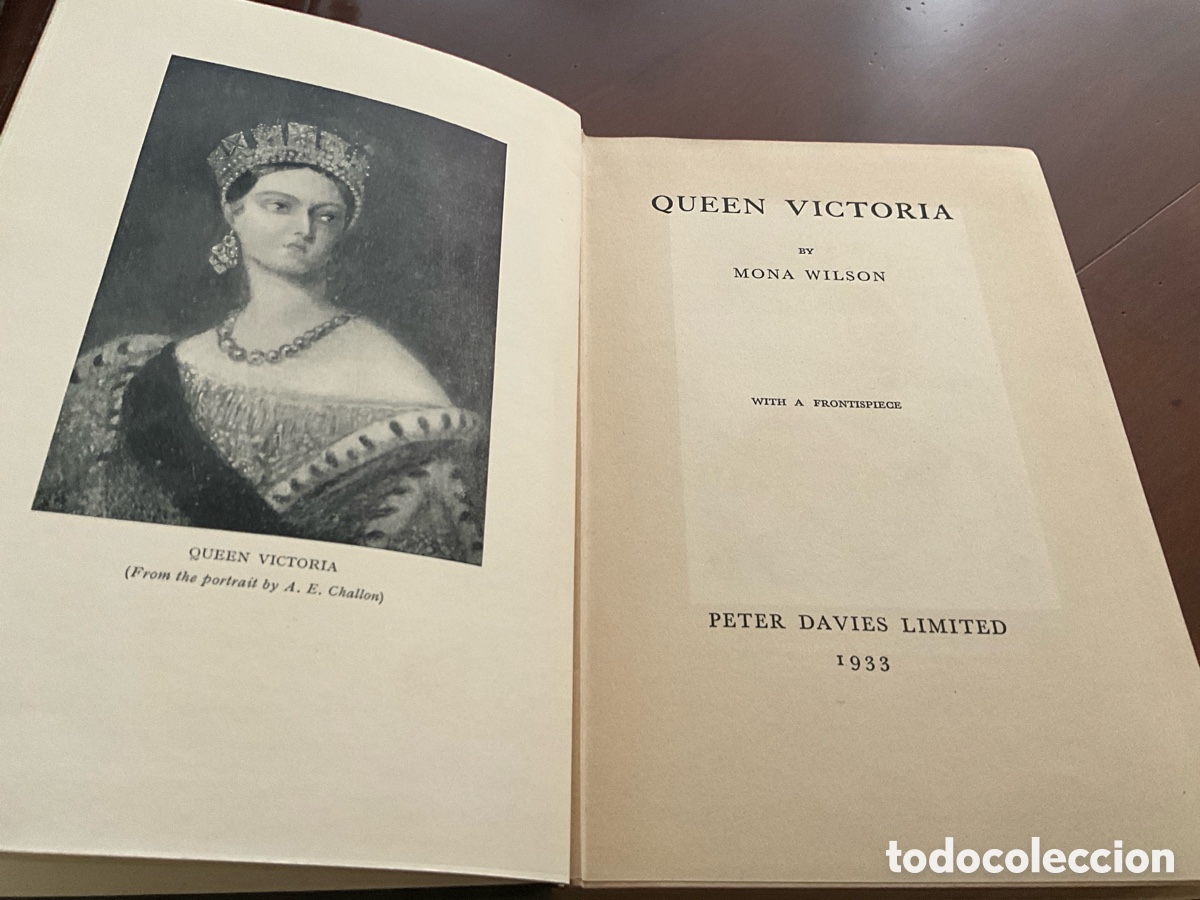 Libros antiguos: Queen Victoria by Mona Wilson - Foto 2
