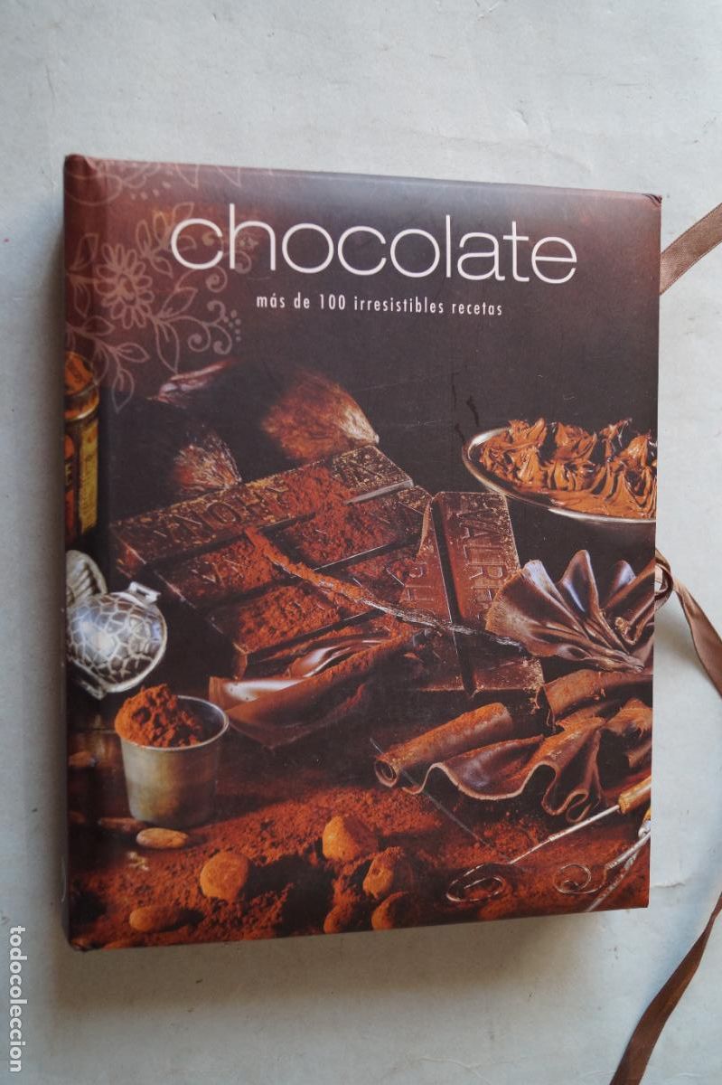 Libros antiguos: CHOCOLATE. MAS DE 100 IRRESISTIBLES RECETAS. - Foto 1