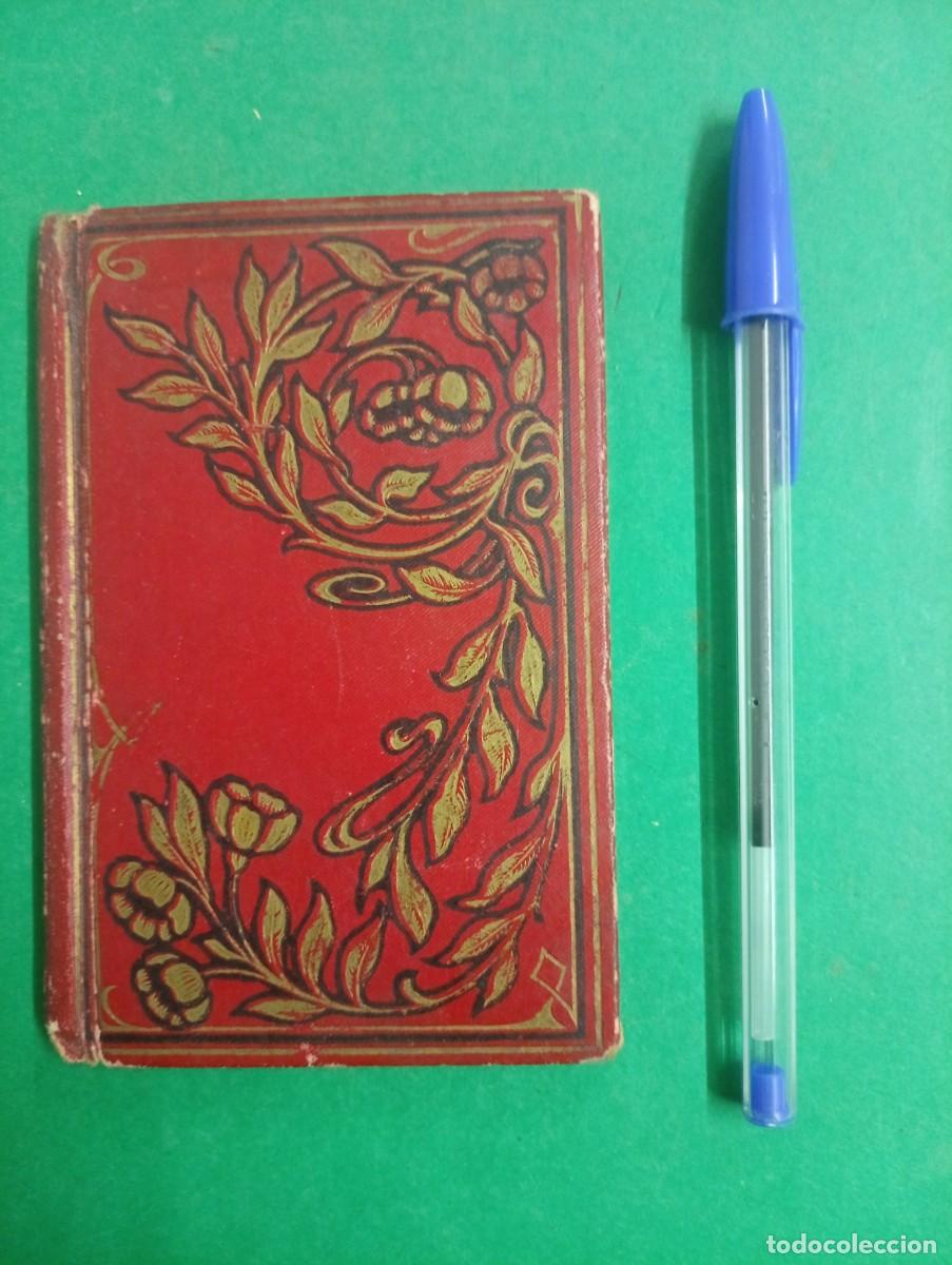Libros antiguos: Antiguo libro Les Petits P&egrave;cheurs. Tours. - Foto 2