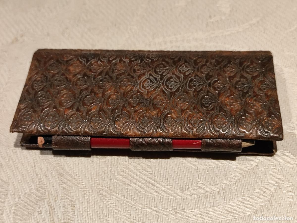 Libros antiguos: ANTIGUO CARNET DE BAILE CON LAPICERO - Foto 1