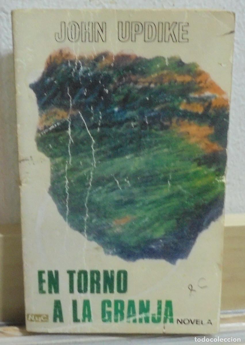 Libros antiguos: En torno a la granja. John Updike - Foto 1