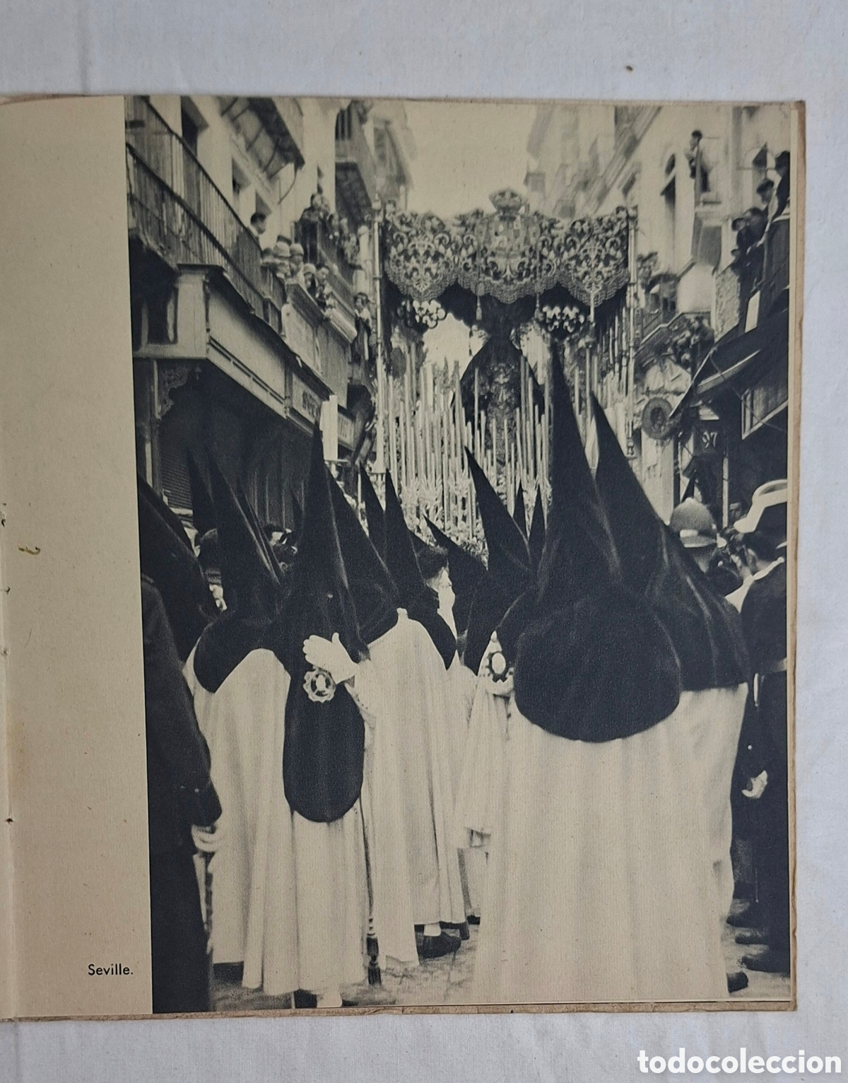 Libros antiguos: Libro en ingl&eacute;s de la Semana Santa en Andaluc&iacute;a - Foto 1