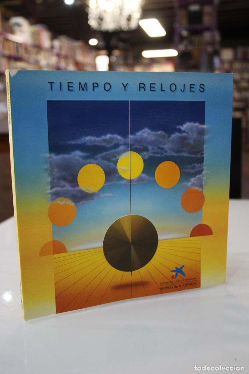 Libros antiguos: Tiempo y relojes - Fundaci&oacute; Caixa de Pensions - Foto 1