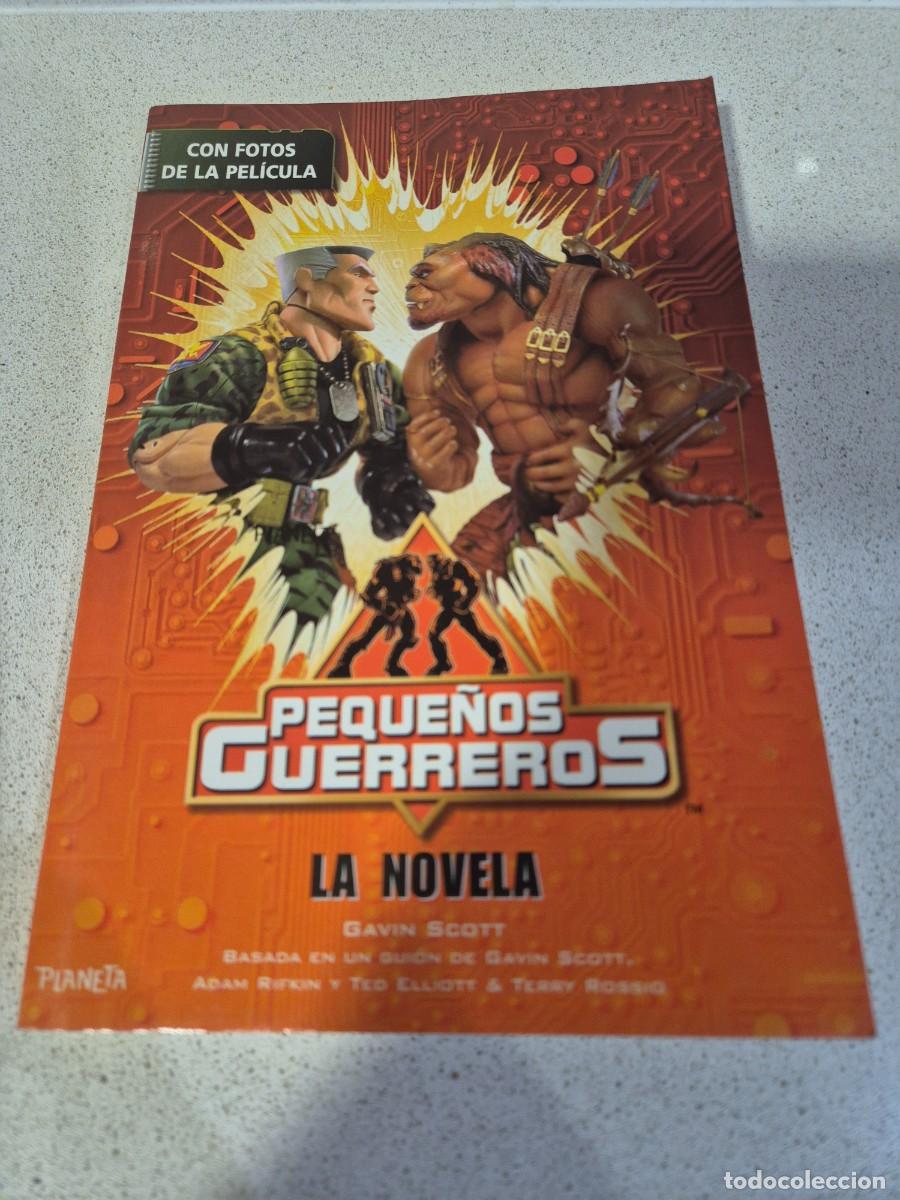 Libros antiguos: Libro &rdquo;Peque&ntilde;os guerreros&rdquo; - Foto 1