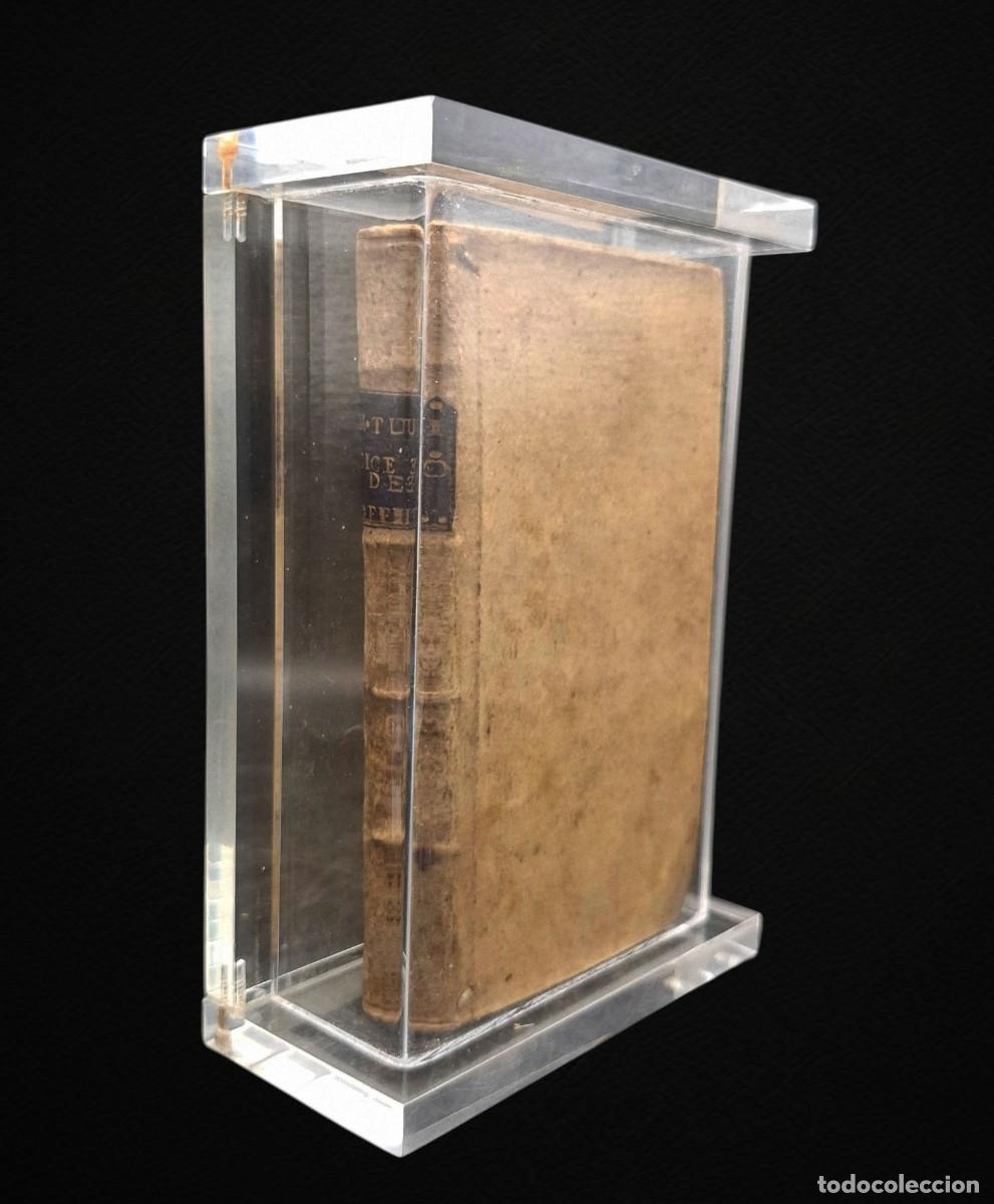 Libros antiguos: + RECOPILACION DE OBRAS DE CICERON ENCUADERNADAS EN PERGAMINO CON CAJA ESTUCHE DE METACRILATO