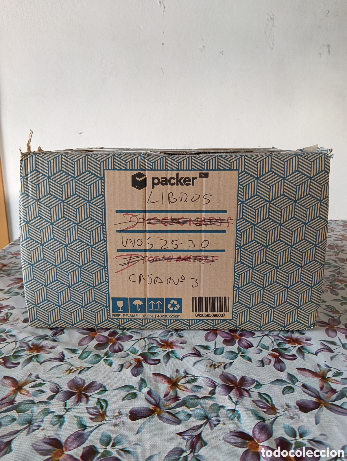 Libros antiguos: Lote Sorpresa. Caja 3. Caja con Libros. Unos 25-30 Libros. Elegidos al Azar. Hay de todos los g&eacute;nero