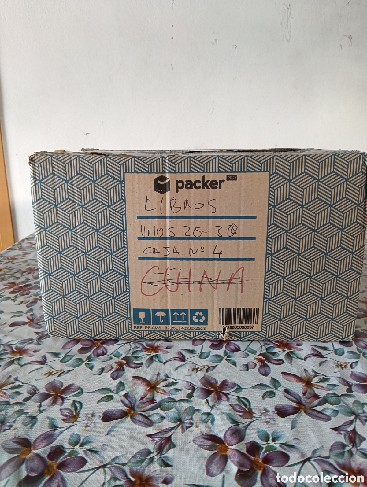 Libros antiguos: Lote Sorpresa. Caja 4. Caja con unos 25-30 Libros Elegidos al Azar. Hay de todos los g&eacute;neros