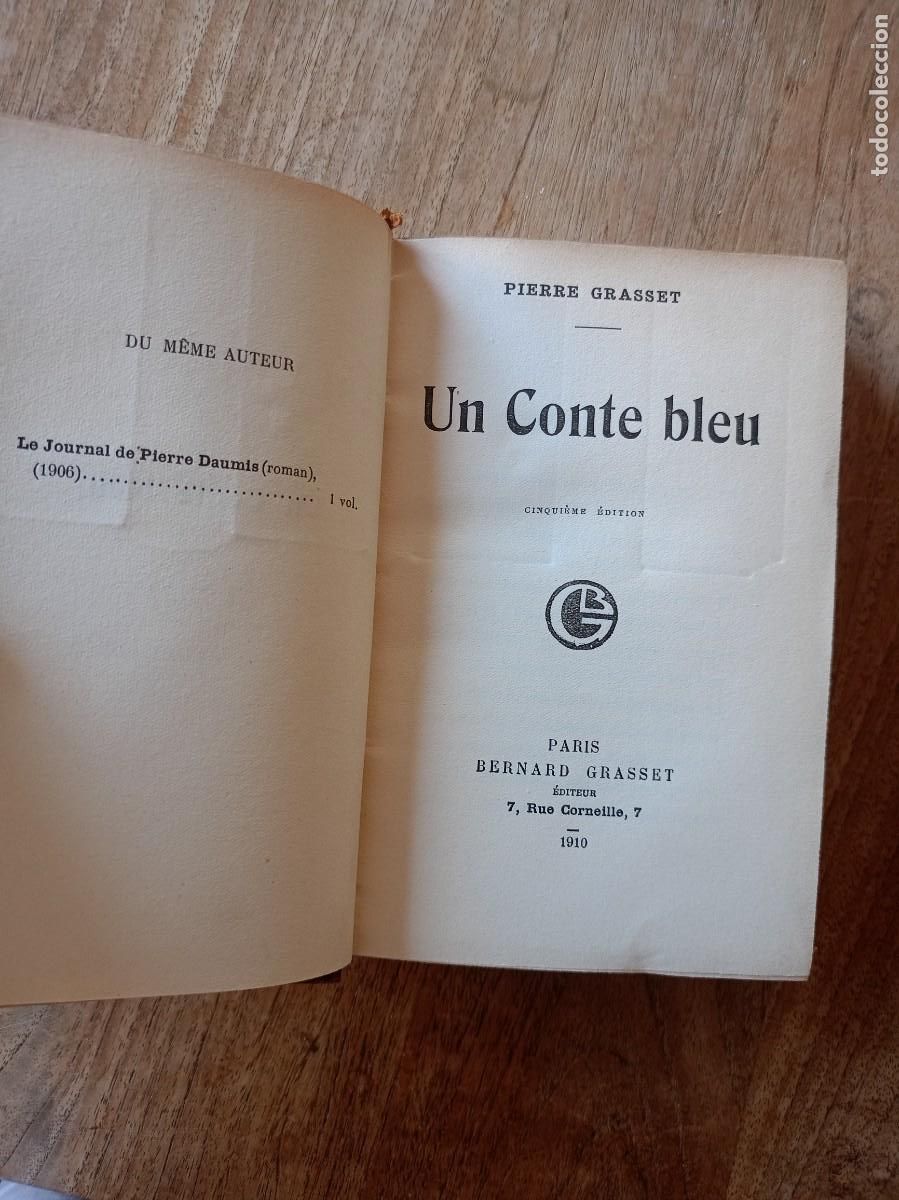 Libros antiguos: UN CONTE BLEU. PIERRE GRASSET. LITERATURA FRANCESA. 1910