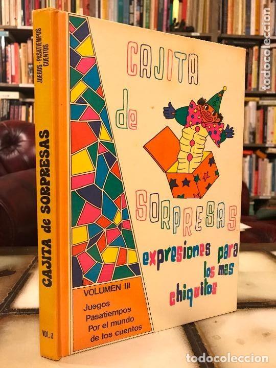 Libros antiguos: Cajita de Sorpresas Volumen 3: Juegos, pasatiempos, por el mundo de los cuentos - Ediciones Oceano S
