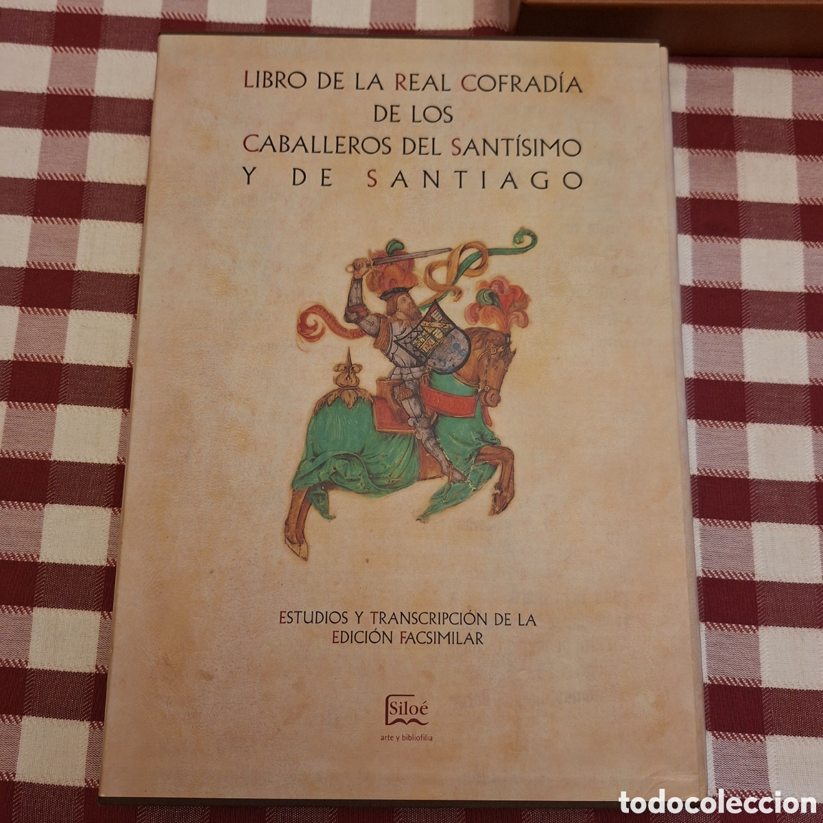 Libros antiguos: facs&iacute;mil del Libro de la Real Cofrad&iacute;a de los Caballeros del Sant&iacute;simo y de Santiago - Foto 5