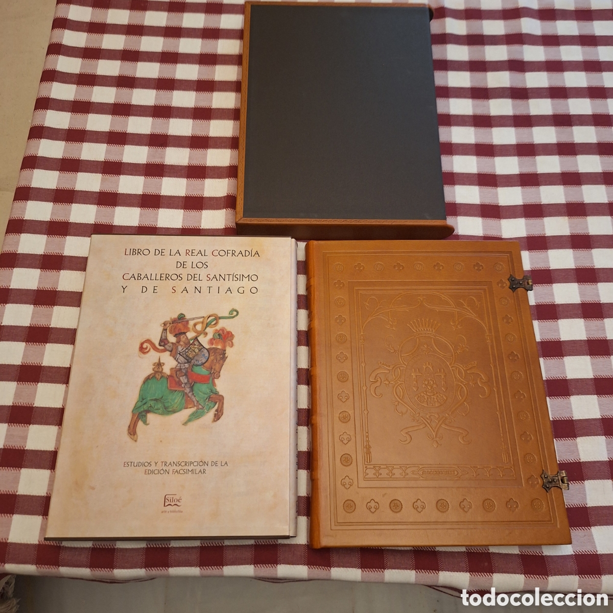 Libros antiguos: facs&iacute;mil del Libro de la Real Cofrad&iacute;a de los Caballeros del Sant&iacute;simo y de Santiago