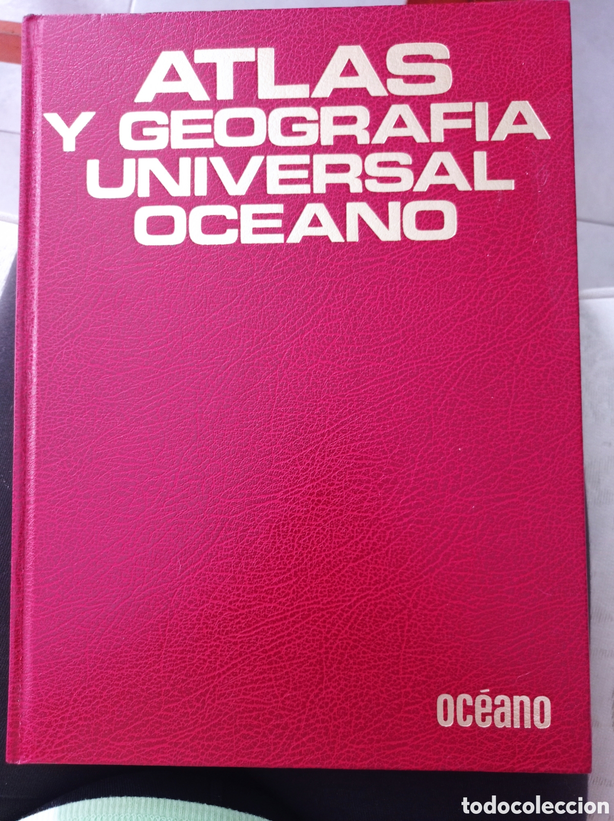 Libros: Atlas y geograf&iacute;a universal - Foto 1