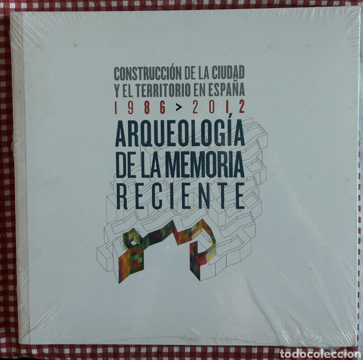 Libros: Arqueologia de la memoria reciente - Foto 1