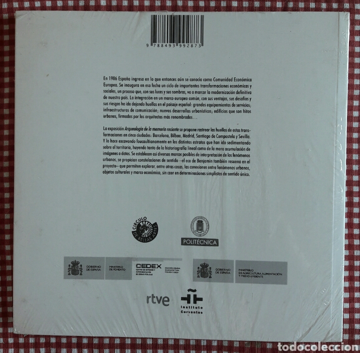 Libros: Arqueologia de la memoria reciente - Foto 2