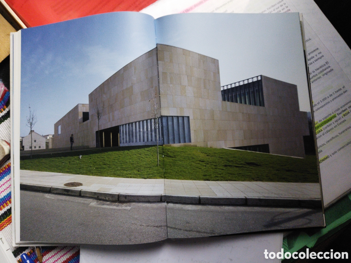 Libros: Francisco Mangado Spanish Architecture / Centellas Soler, Miguel, dir. - Foto 4