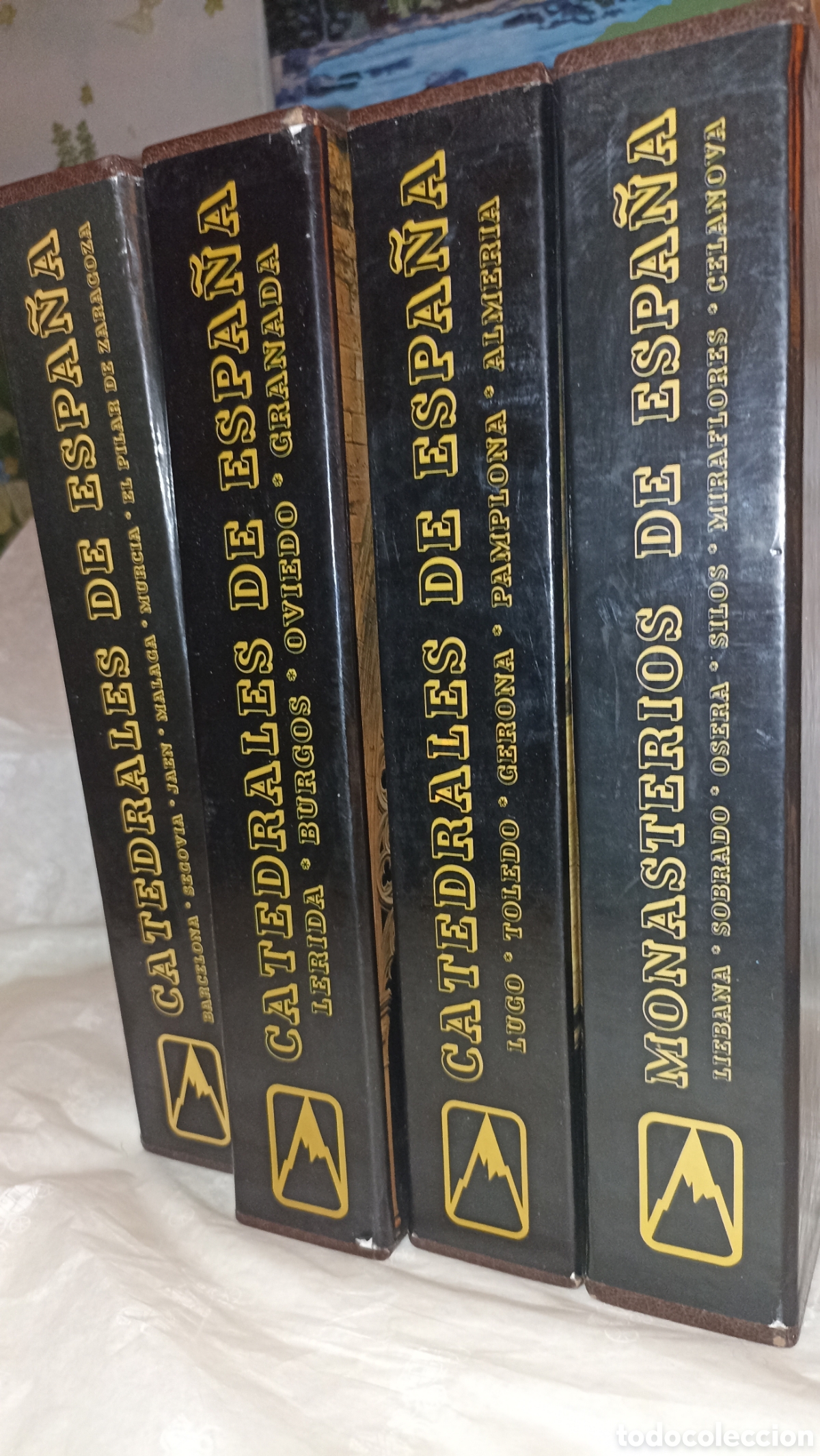 Libros: Colecci&oacute;n 4 Tomos Lujo con Estuche: Catedrales y Monasterios de Espa&ntilde;a - Editorial Everest (1994)