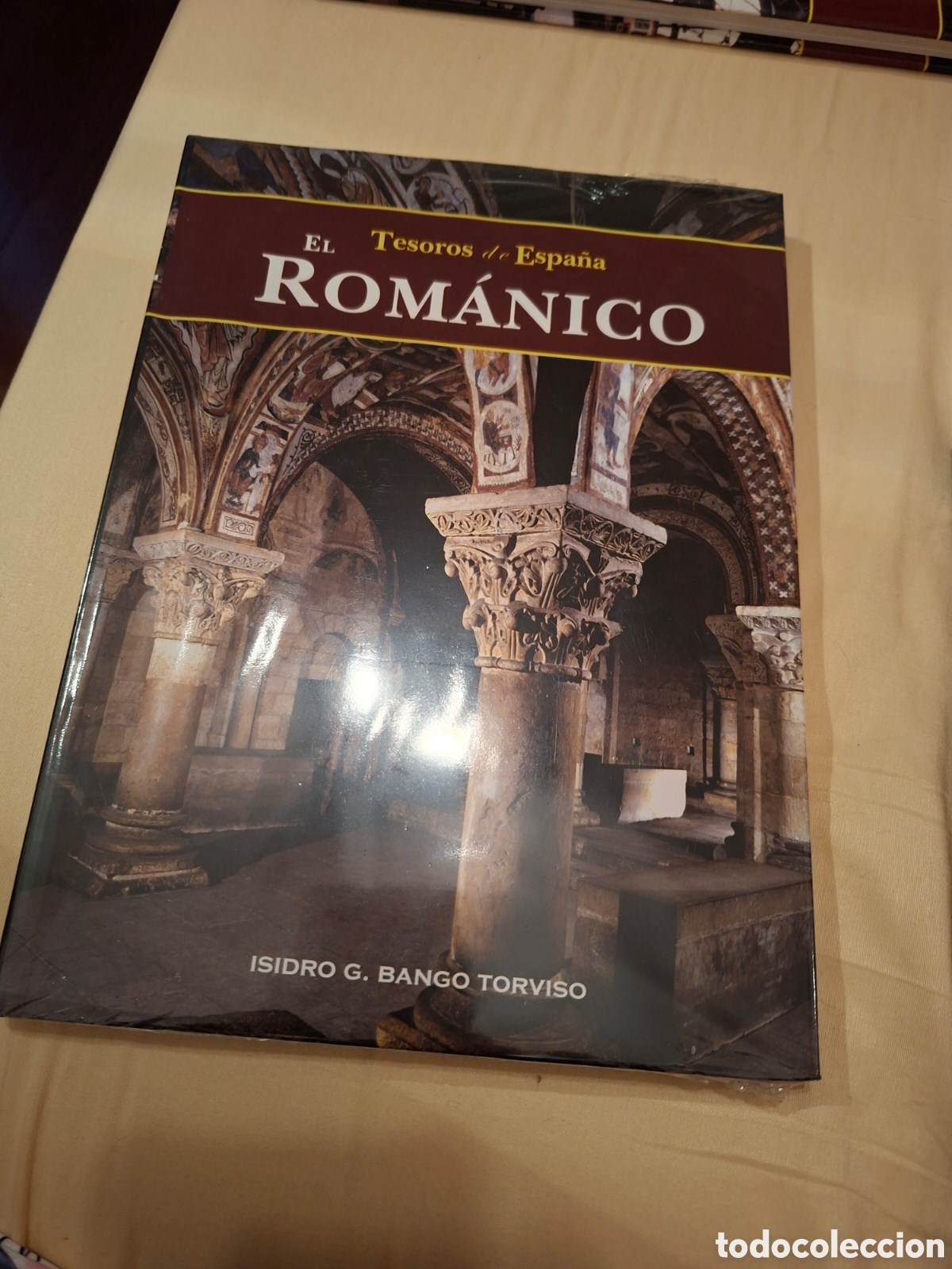 Libros: Tesoros de Espa&ntilde;a, compuesto de tres libros,: Estaciones de Ferrocarril, El Rom&aacute;nico y Palacios