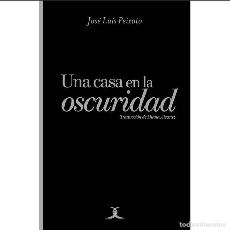 Libros: Una casa en la oscuridad - Varios - Foto 1