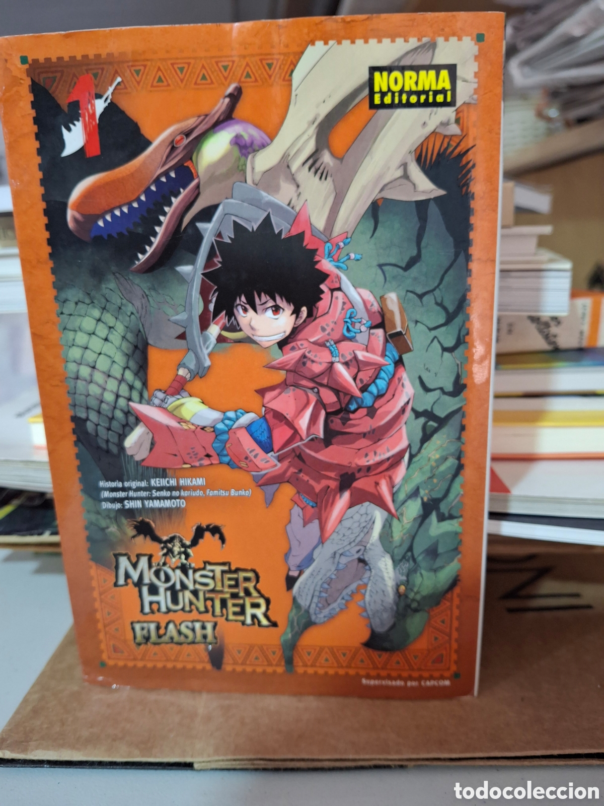 Libros: Monster Hunter Flash - Foto 1