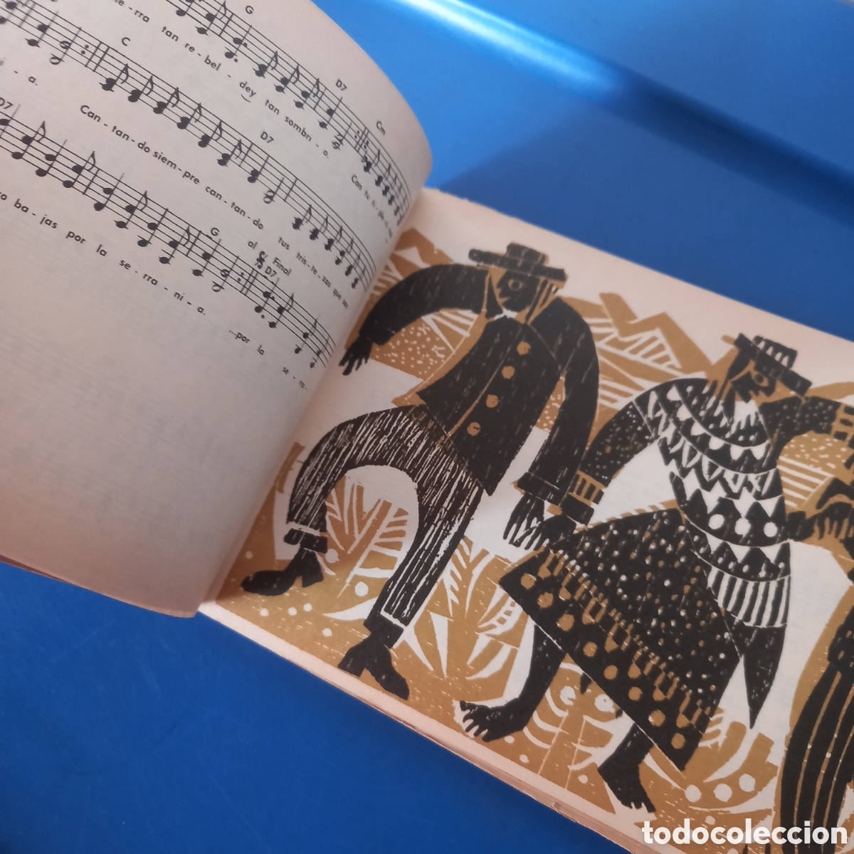 Libros: ANTIGUO LIBRO DE MUSICA CON PARTITURAS NO COMUN DIFICIL