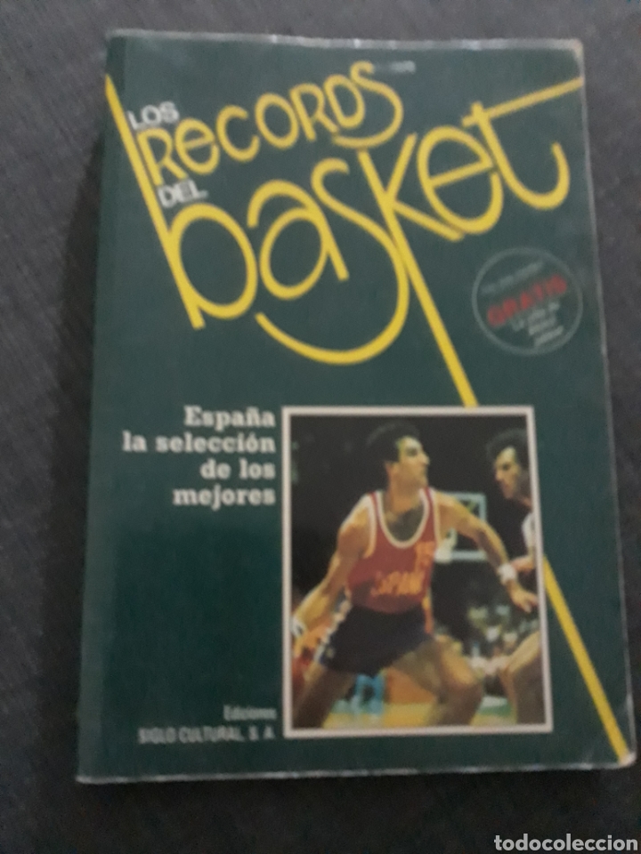 Coleccionismo deportivo: LOS R&Eacute;CORDS DEL BASKET. EDICIONES SIGLO CULTURAL - Foto 1