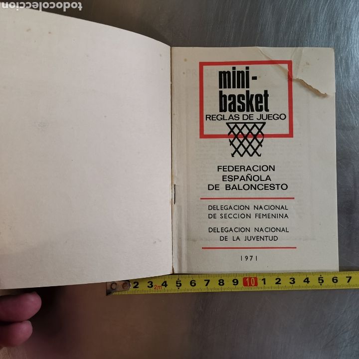 Coleccionismo deportivo: Librito de Las Reglas oficiales del Mini-Basket de 1971 - Foto 3